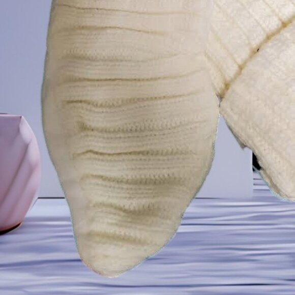 WHITE WINTER CAP WITH FACEMASK NIP - Picture 4 of 4